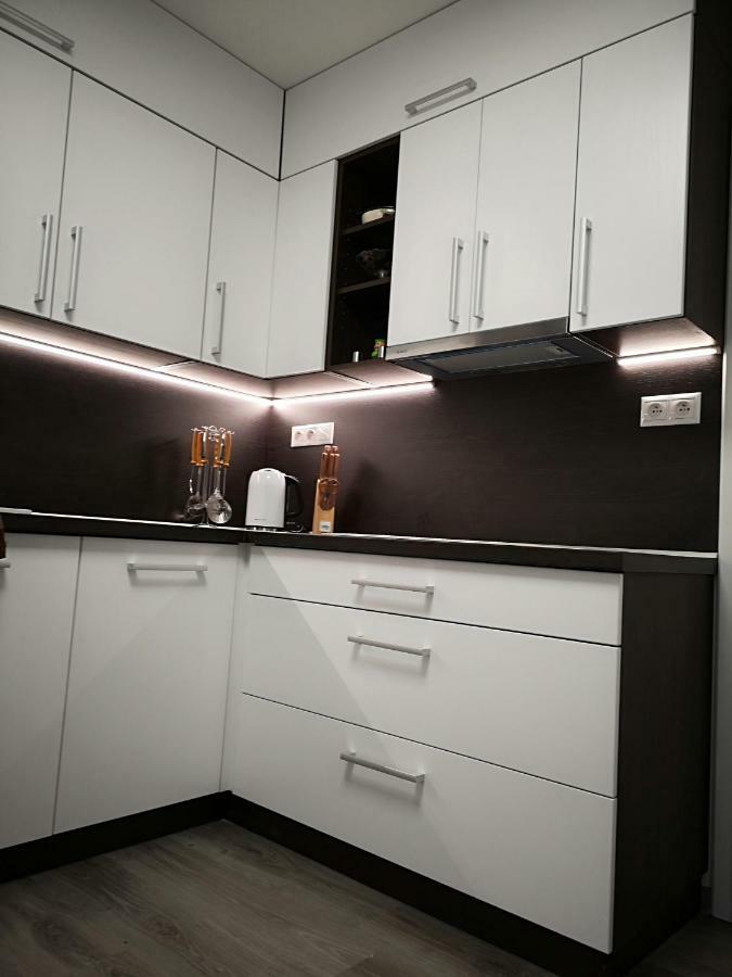ברדיוב Centrum Apartman Leyla מראה חיצוני תמונה